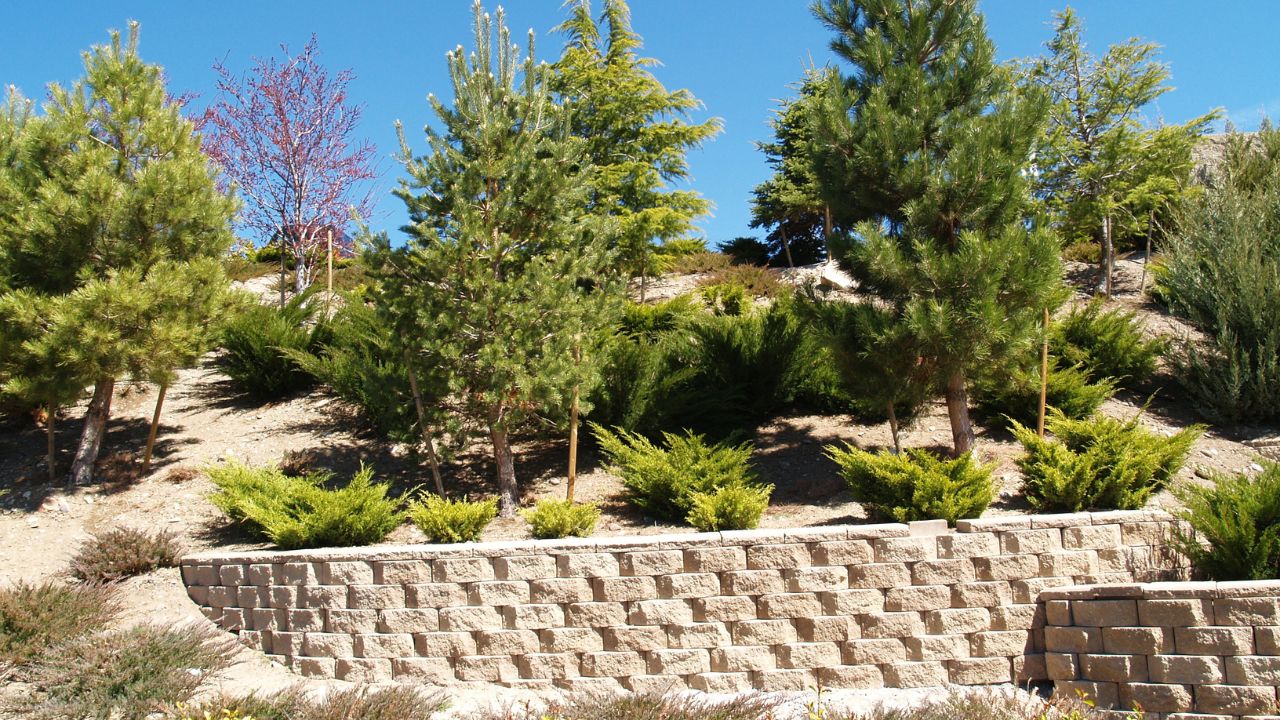 Prefabricated Retaining Walls